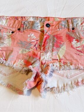 Rip Curl Coral Pink Tropical Print Frayed Denim Shorts